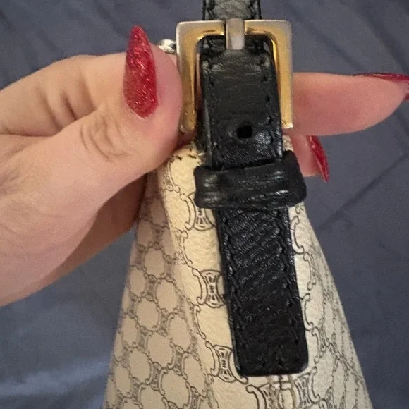 Celine Beige and Black Shoulder Bag - Picture 2 of 8